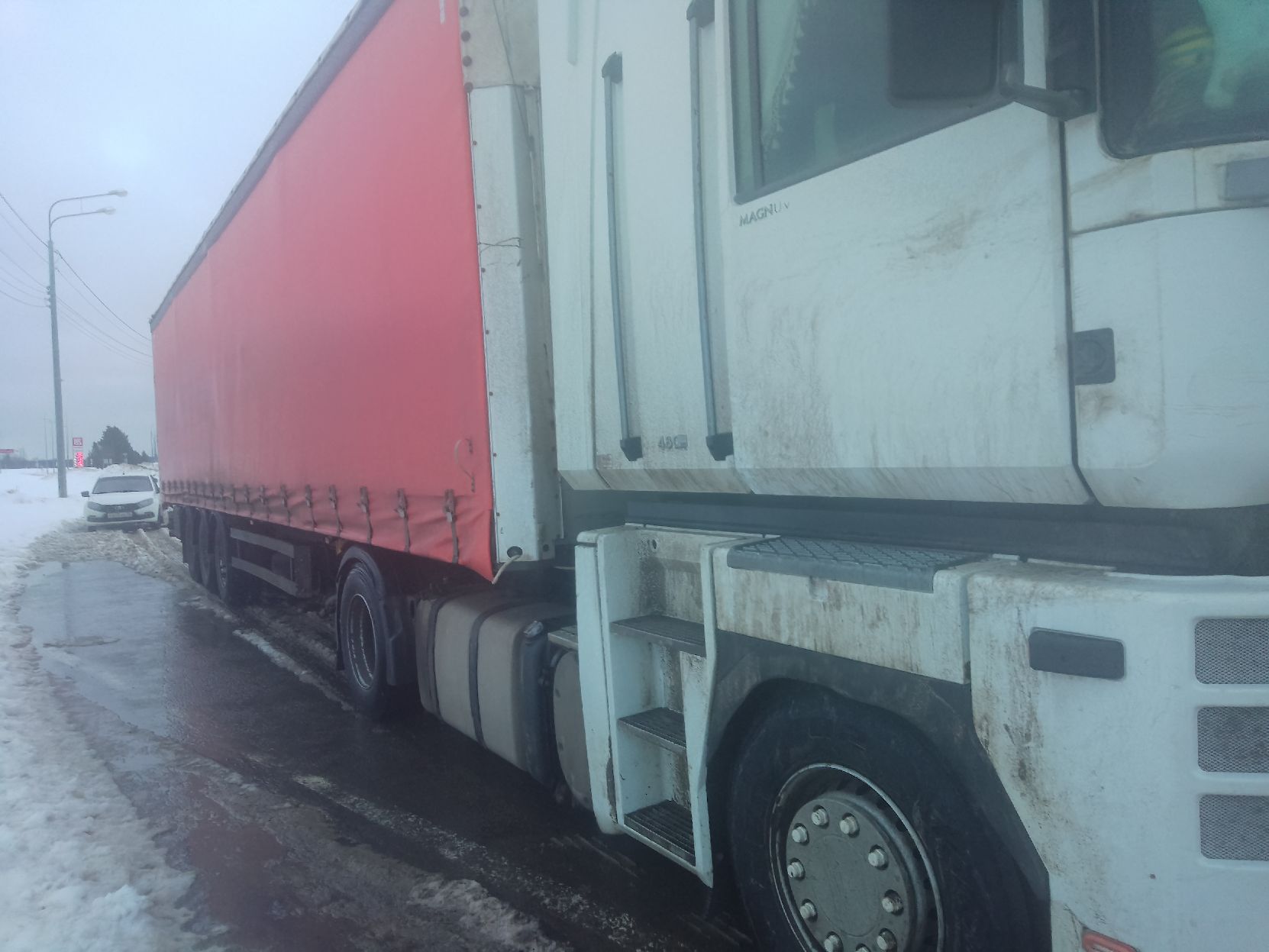 В Вологодской области во исполнение указания Ространснадзора по проверке карт тахографов ЕСТР выявлены признаки подделки